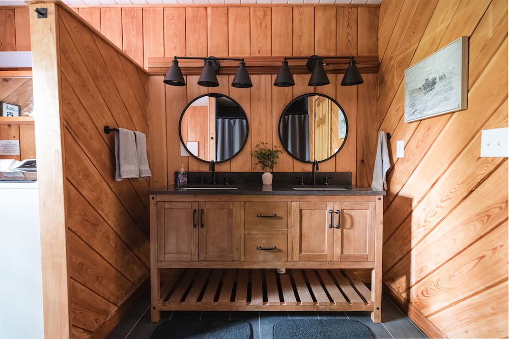 Photo of Bathroom in Mill Hall