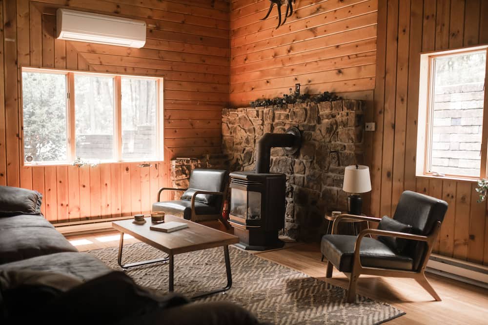 Photo of Livingroom in Mill Hall