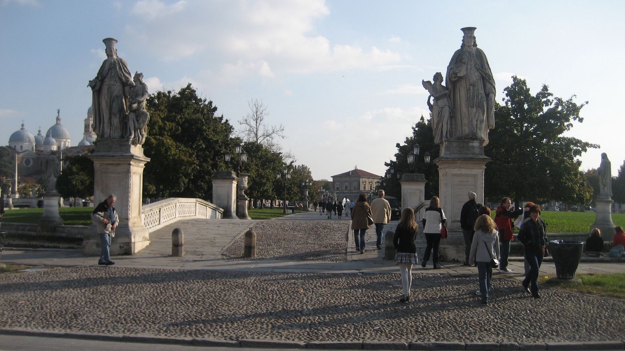 Photo of Others in Gares