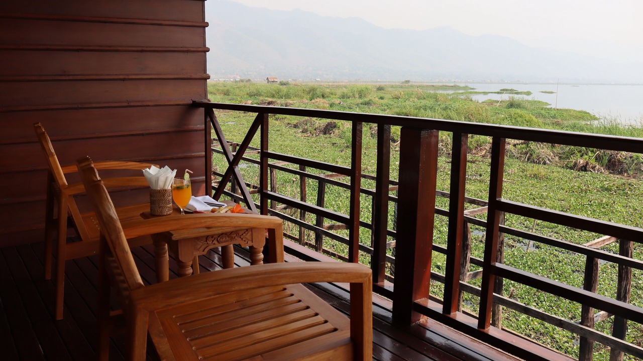 Photo of Bedroom in Nga Phe Chaung