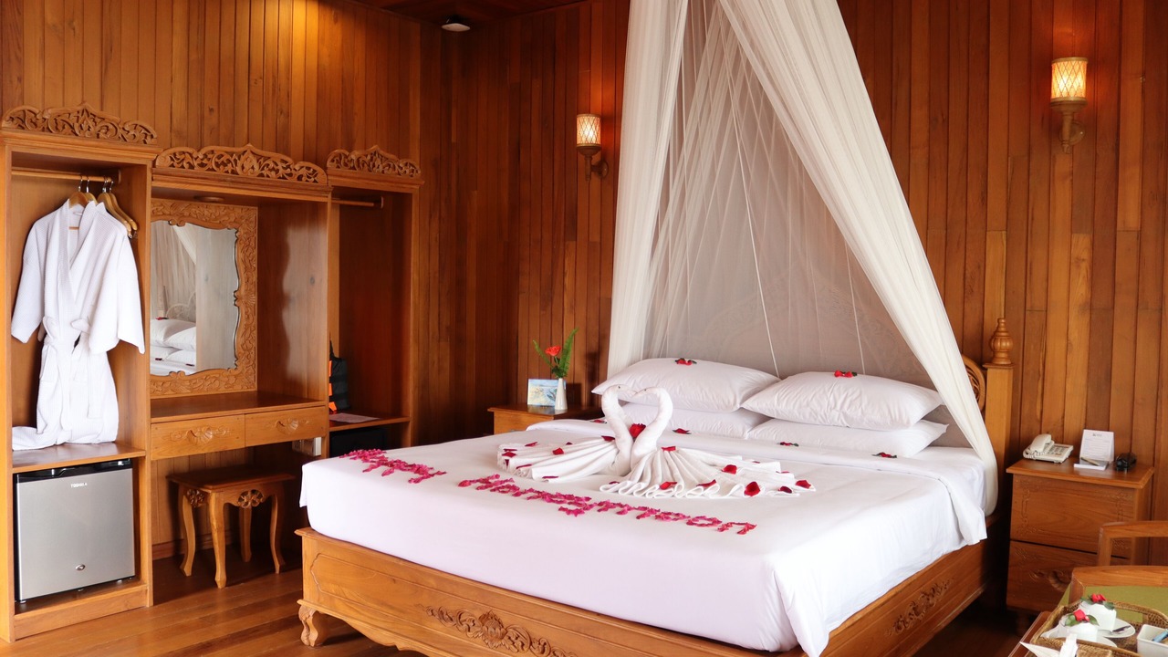 Photo of Bedroom in Nga Phe Chaung
