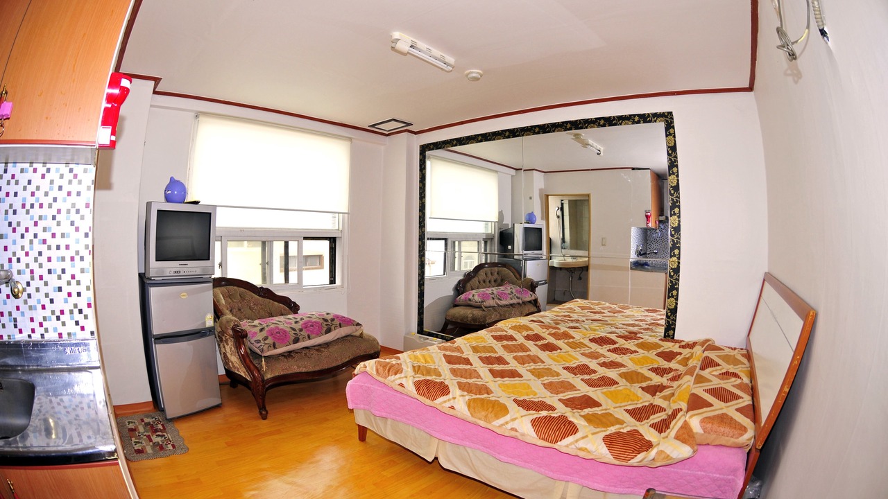 Photo of Bedroom in Paldal-gu