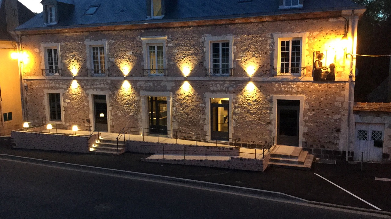 Photo of Buildings in Thiron-Gardais
