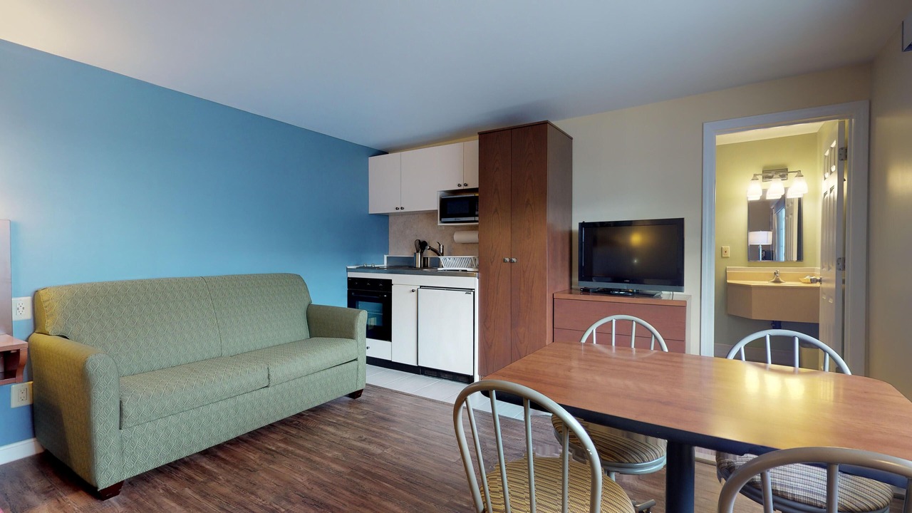 Photo of Livingroom in Eastward Look