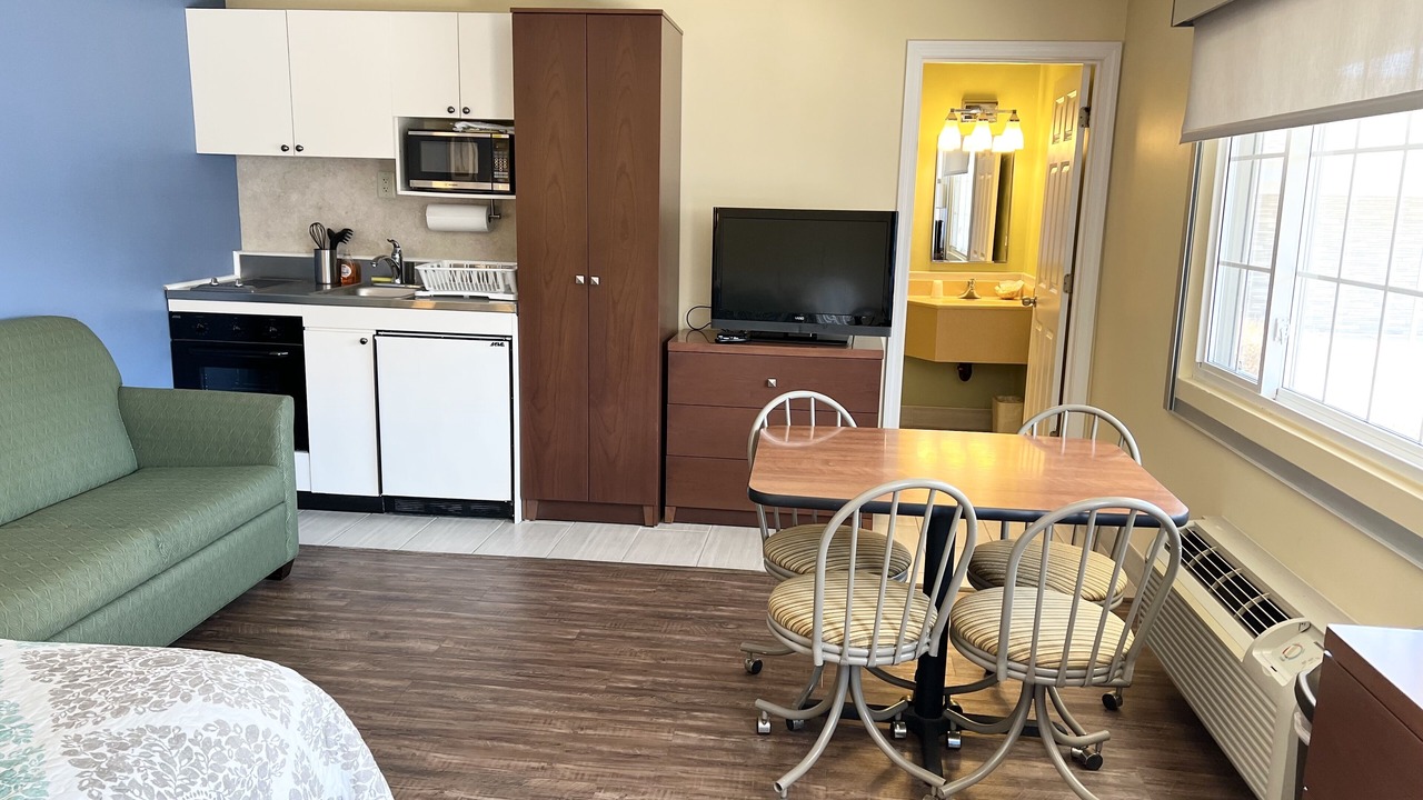 Photo of Livingroom in Eastward Look
