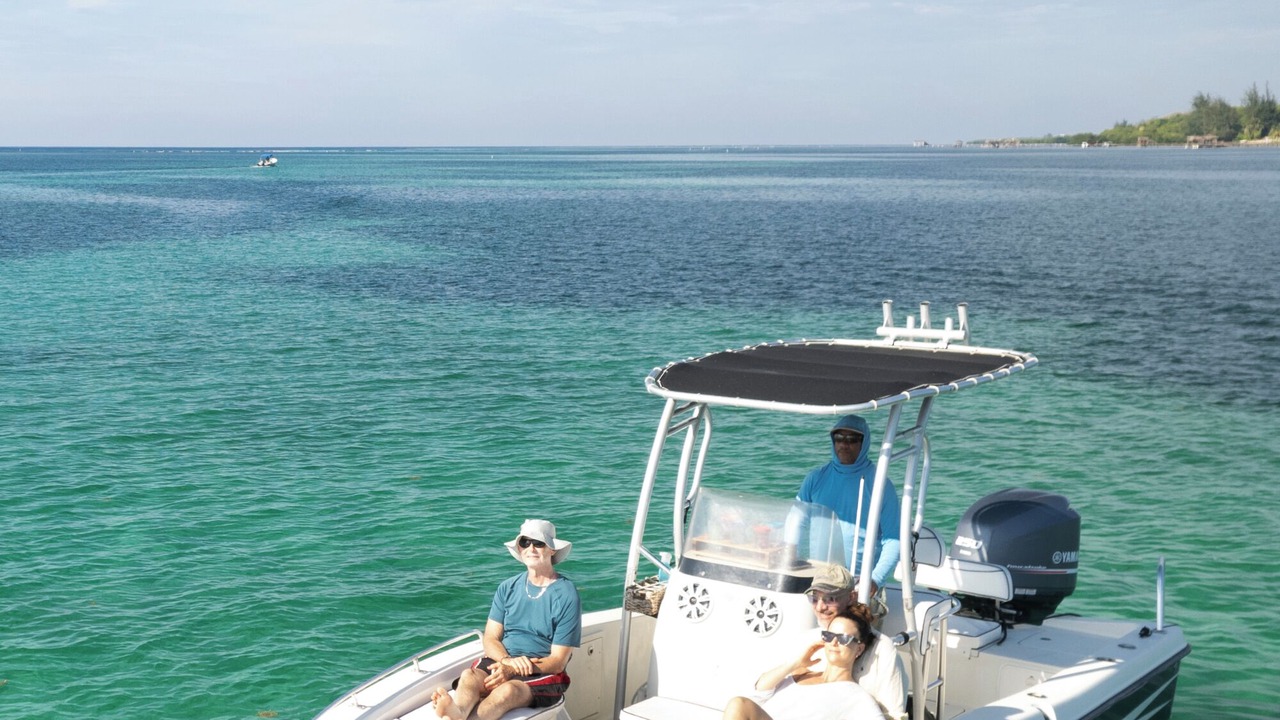 Photo of Others in Antoneys Cay