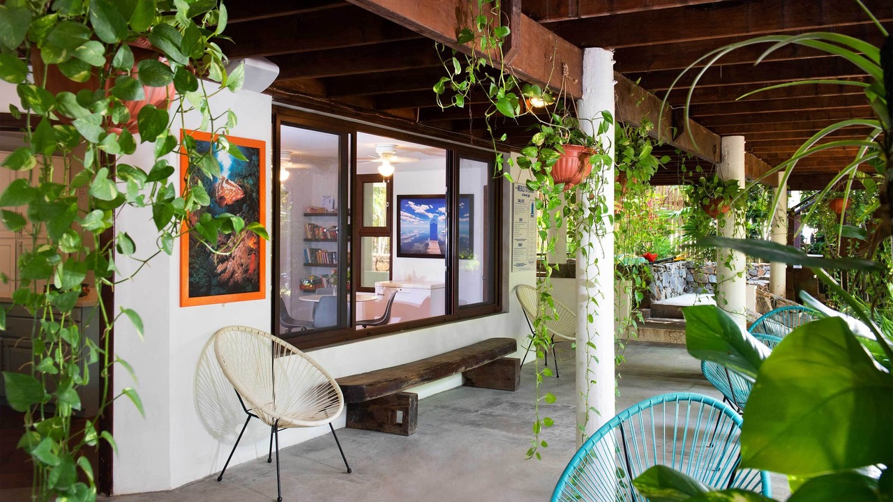 Photo of Patio Balcony in Antoneys Cay