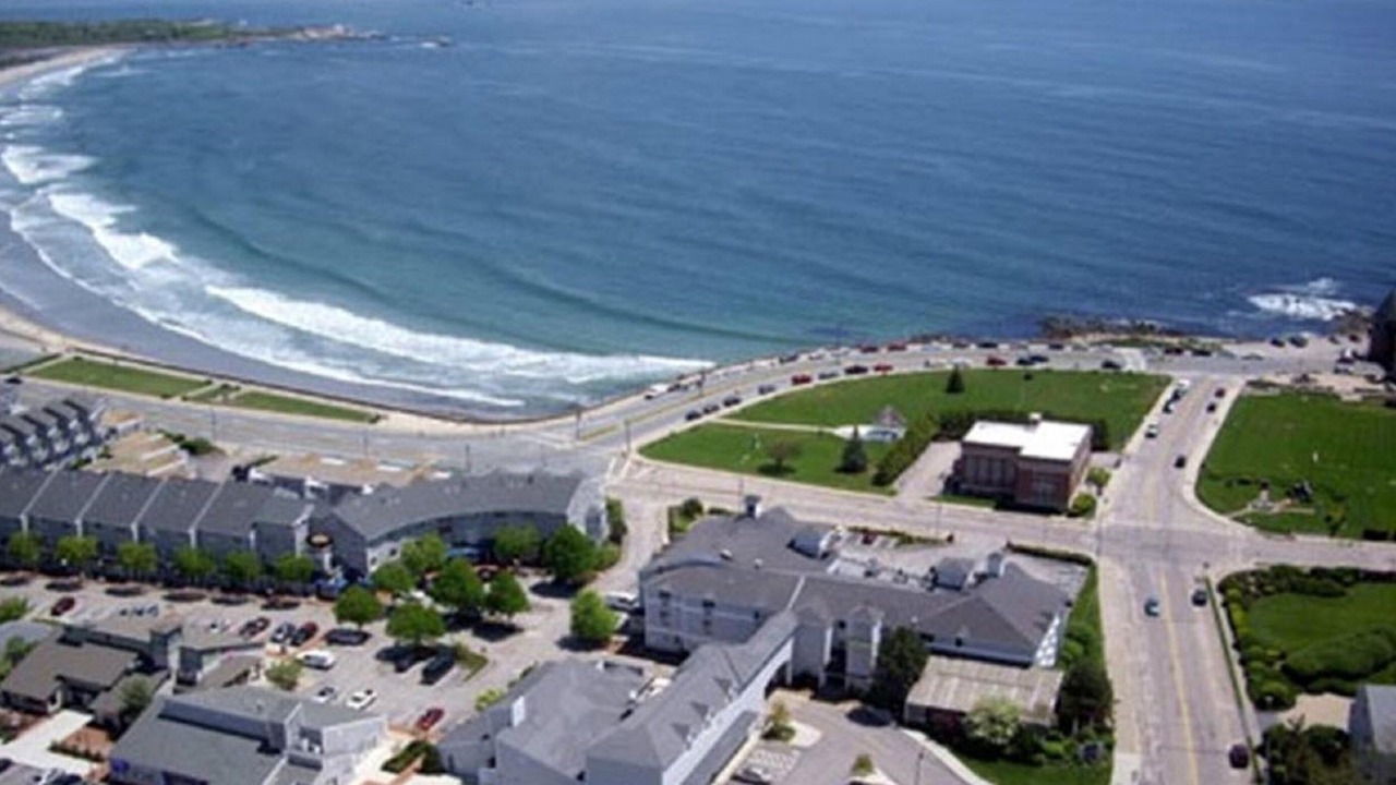 Photo of Others in Narragansett Pier