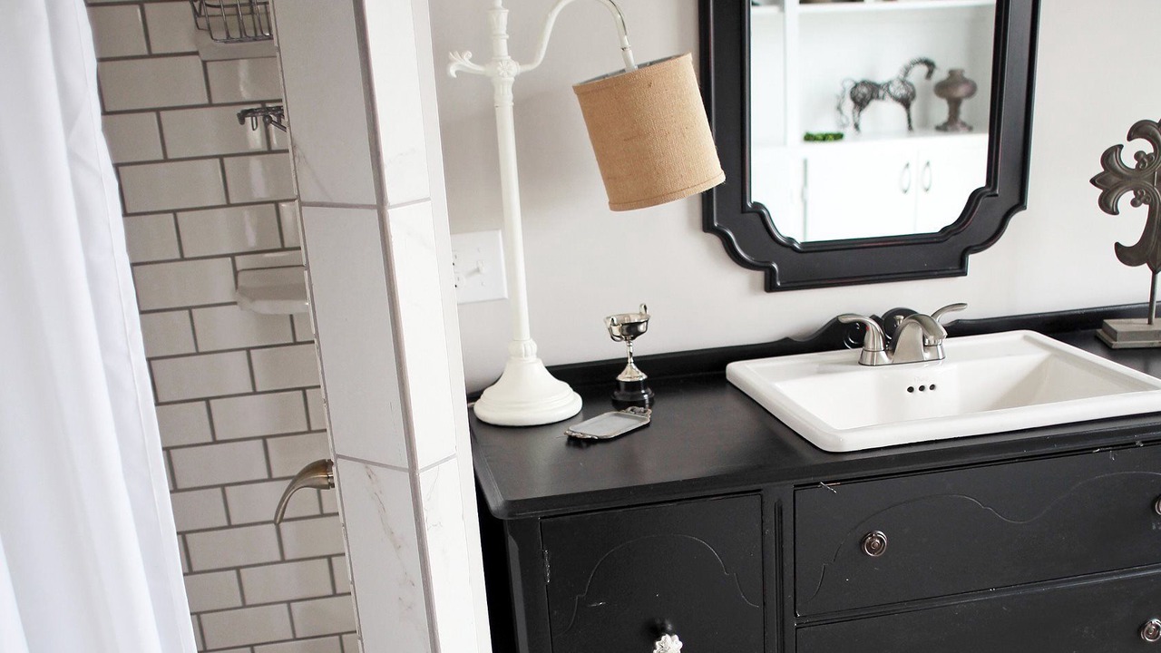 Photo of Bathroom in Luray