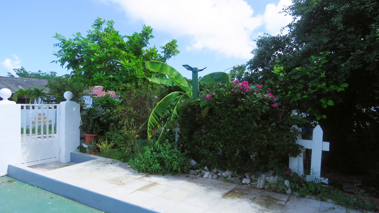 Photo of Outdoor in Seru Mahuma