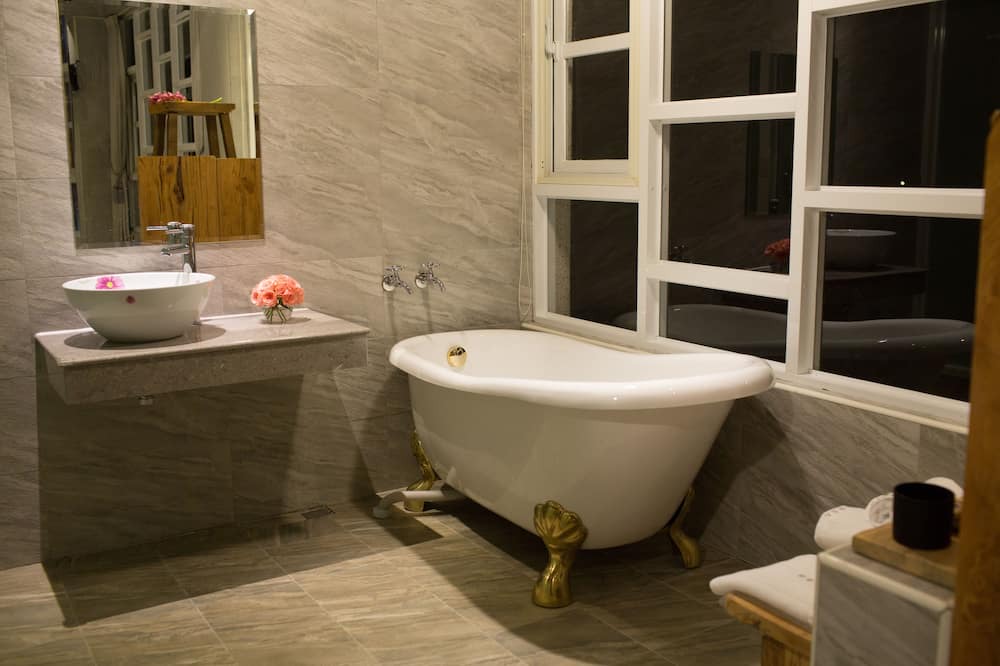 Photo of Bathroom in Donggang
