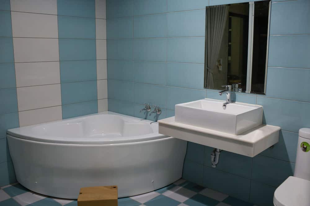 Photo of Bathroom in Donggang