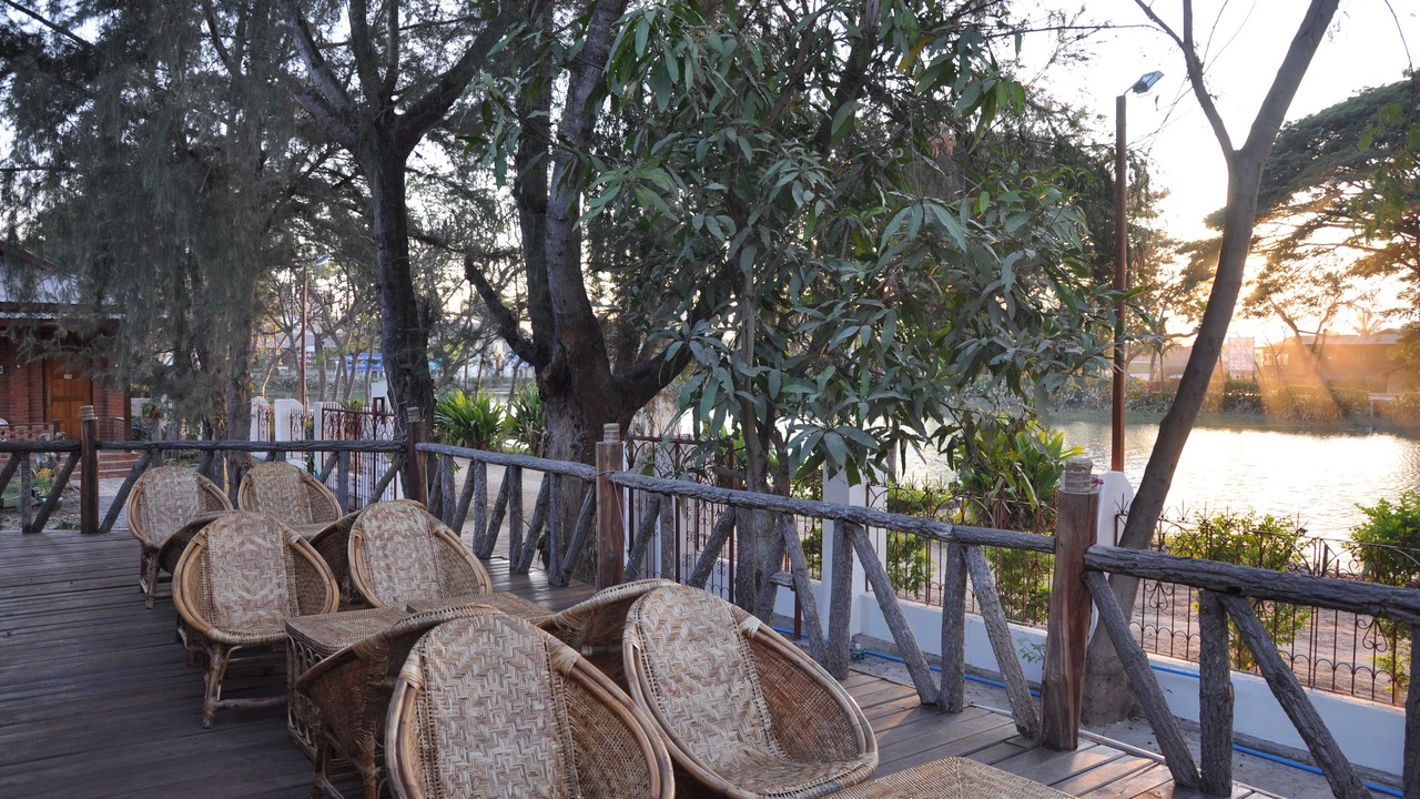 Photo of Patio Balcony in Nyaungshwe