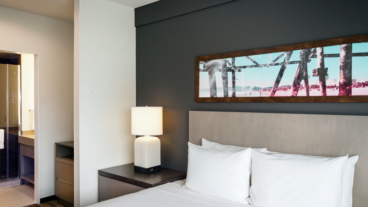 Photo of Bedroom in Midtown Anchorage