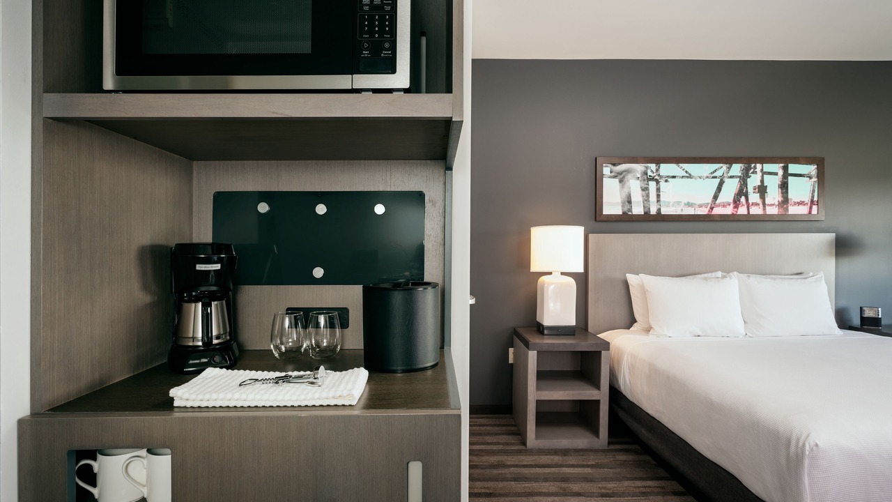 Photo of Bedroom in Midtown Anchorage