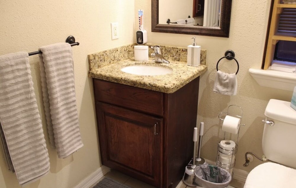 Photo of Bathroom in Midtown