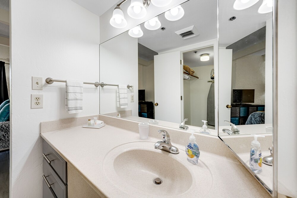Photo of Bathroom in Inner Circle