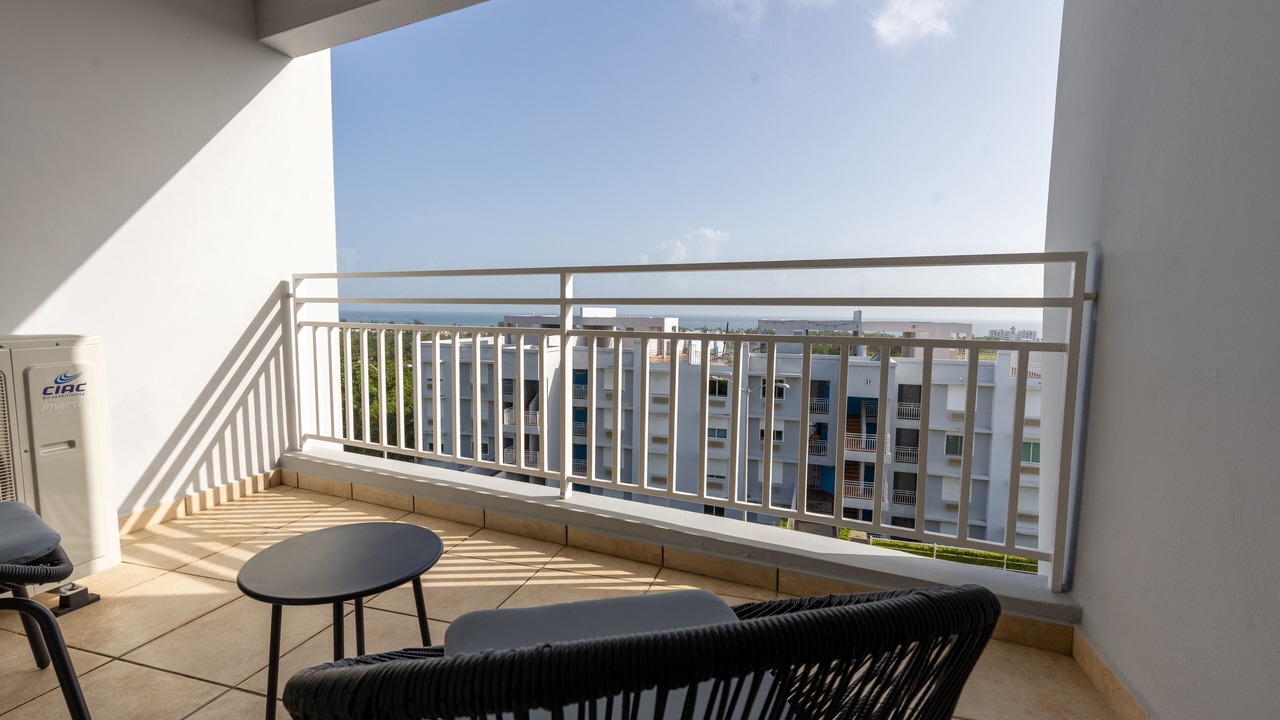 Photo of Patio Balcony in Mameyes II