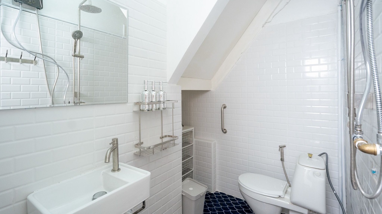 Photo of Bathroom in Yan Nawa