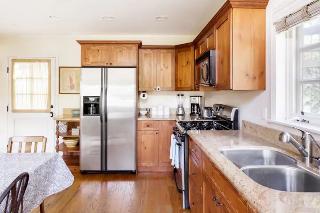 Photo of Kitchen in Encino