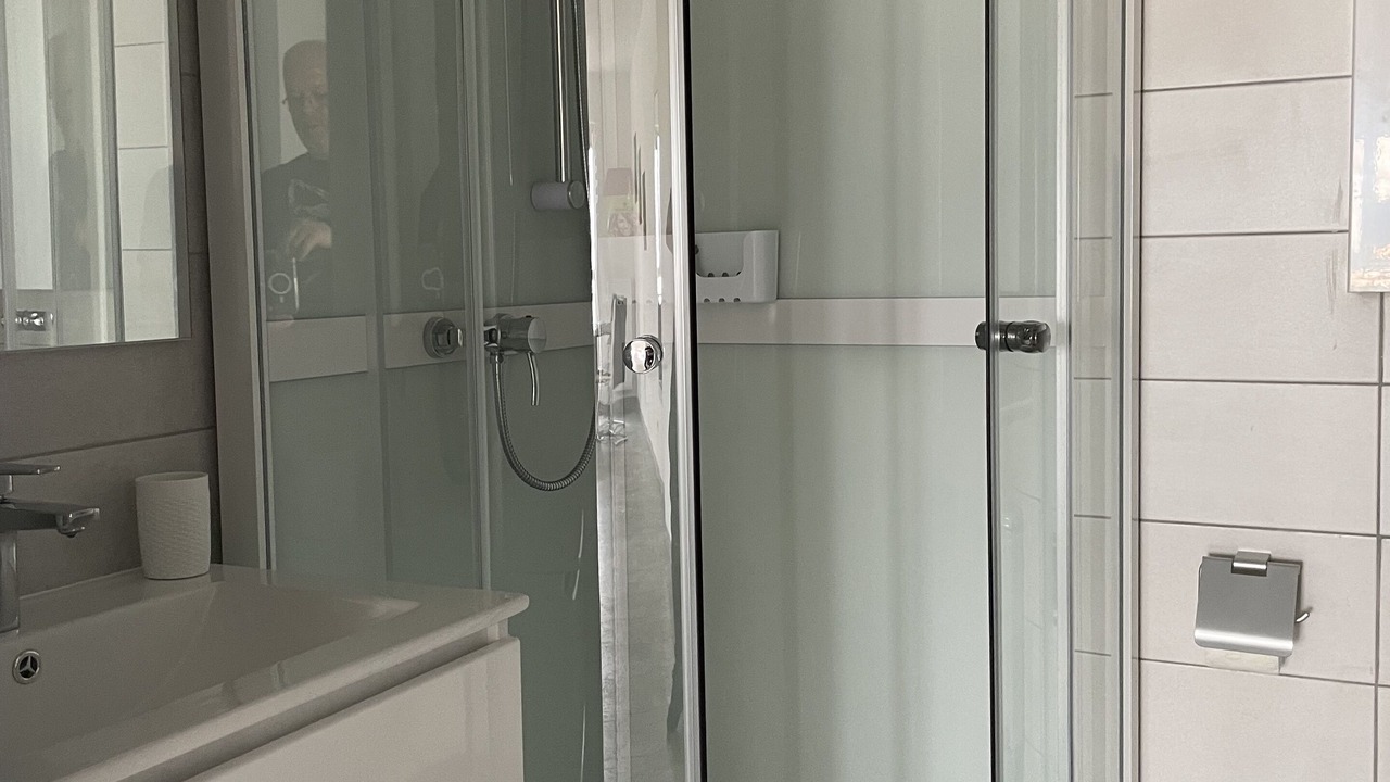Photo of Bathroom in Militari