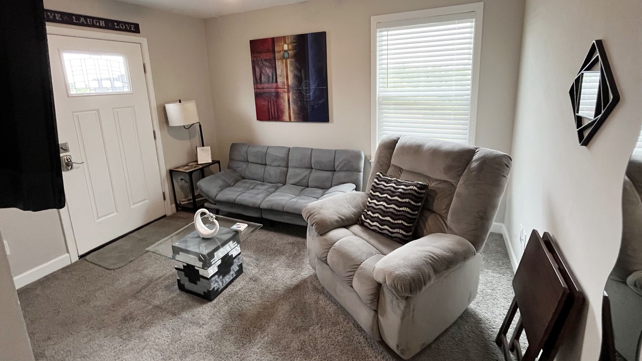 Photo of Livingroom in Ashland City