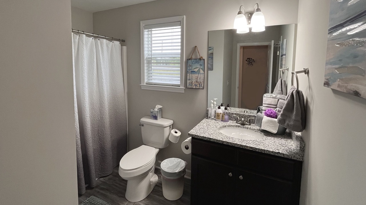 Photo of Bathroom in Ashland City