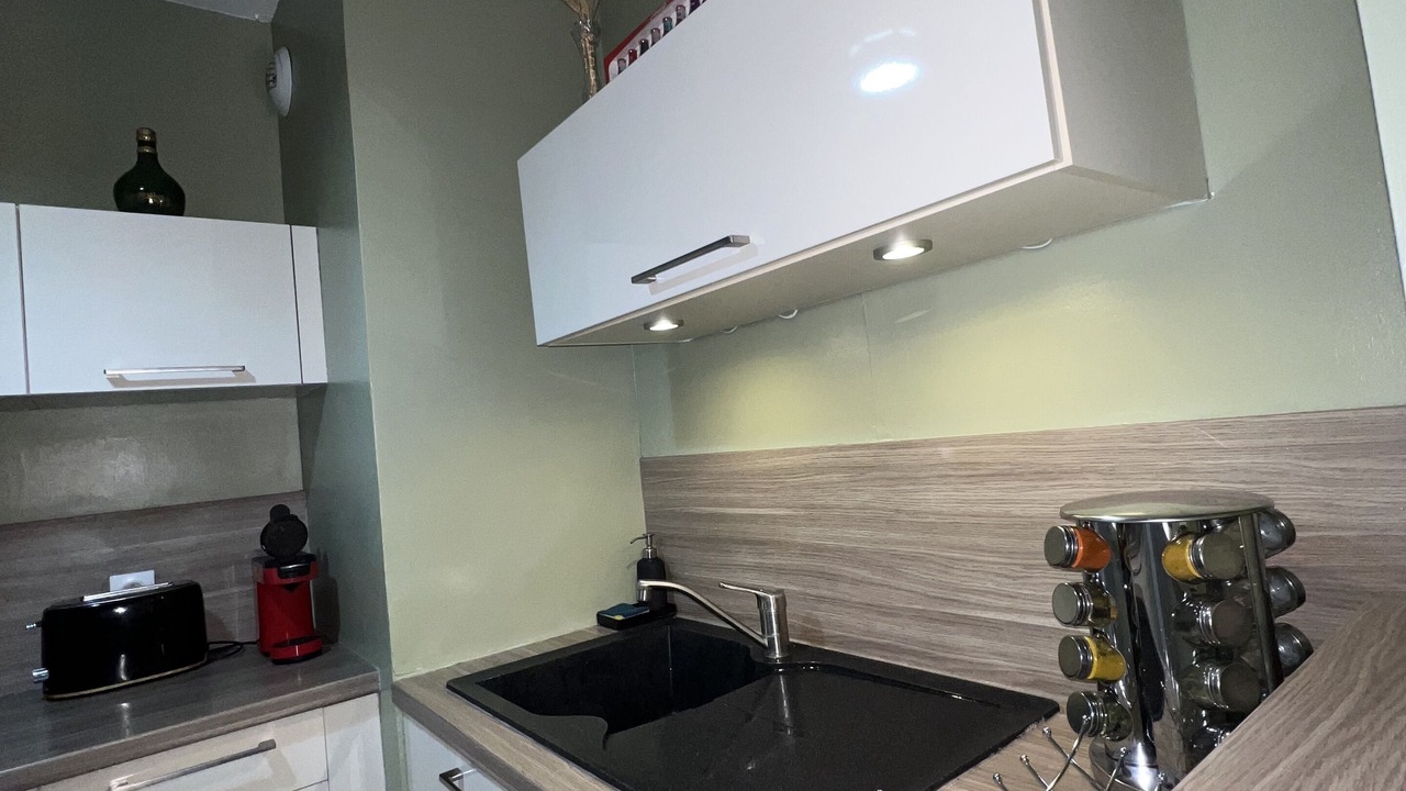 Photo of Kitchen in Beaulieu - Maladrerie - Saint-Paul