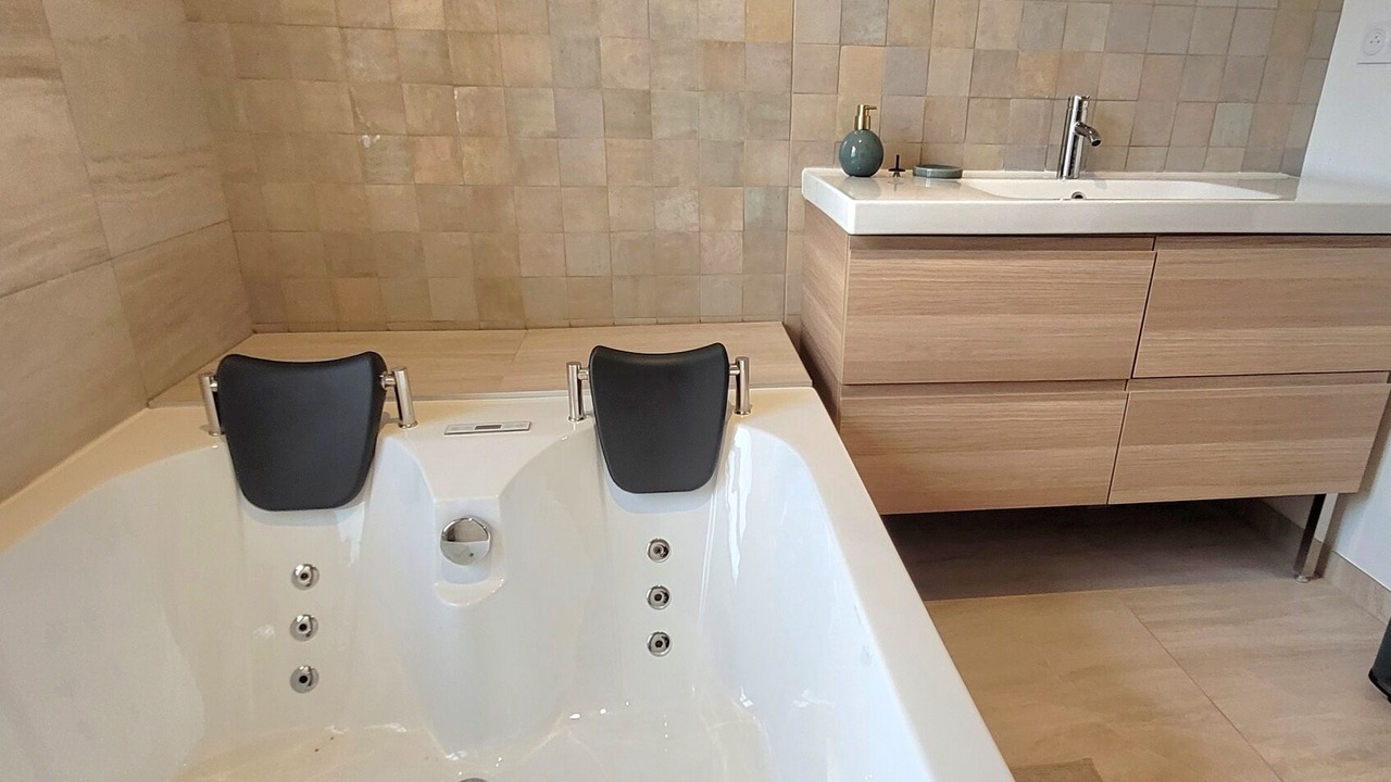 Photo of Bathroom in Landerneau
