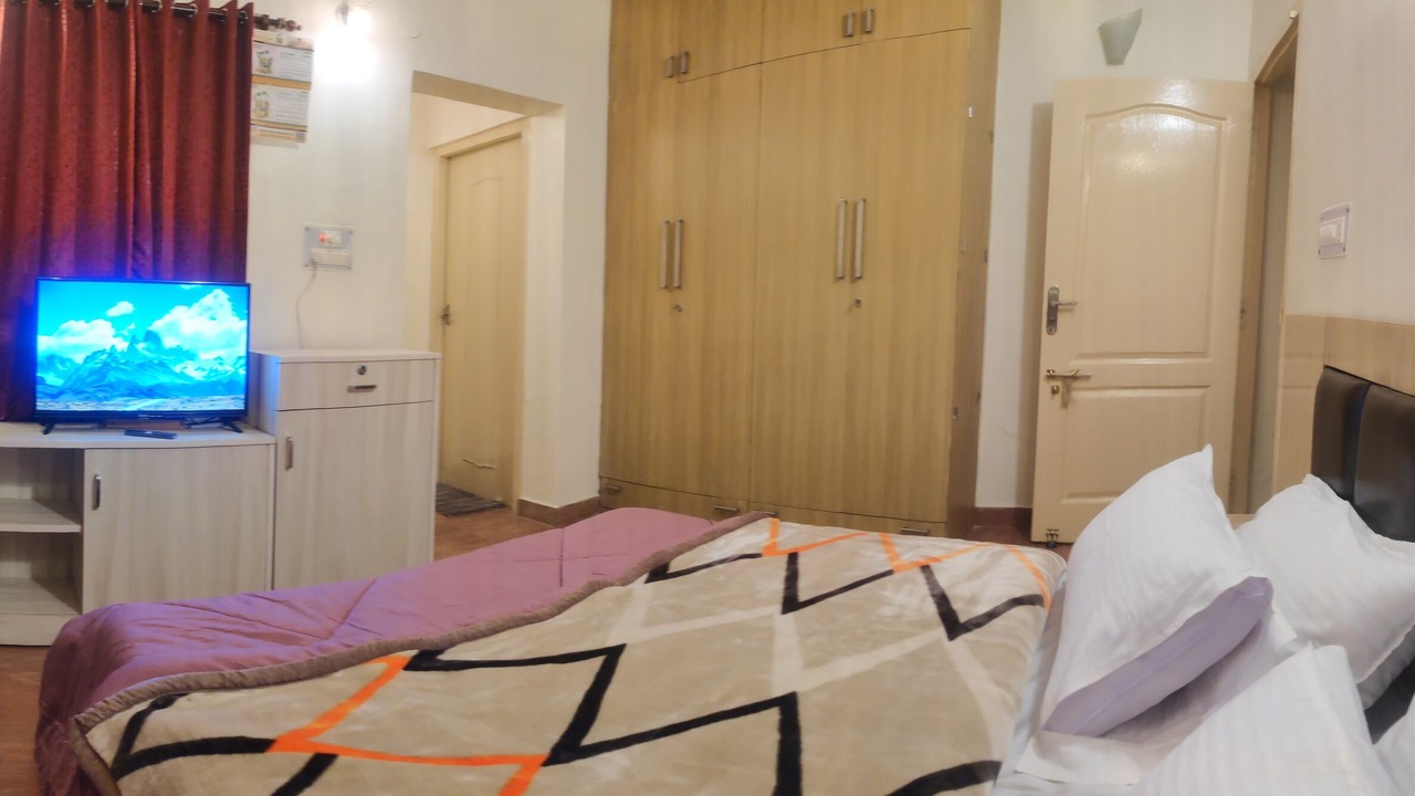 Photo of Bedroom in Bhimtal