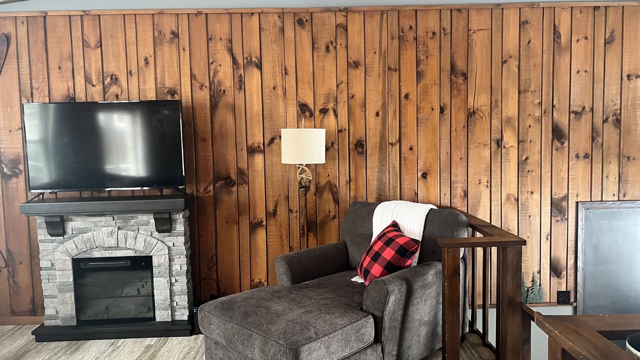 Photo of Livingroom in Eagle River