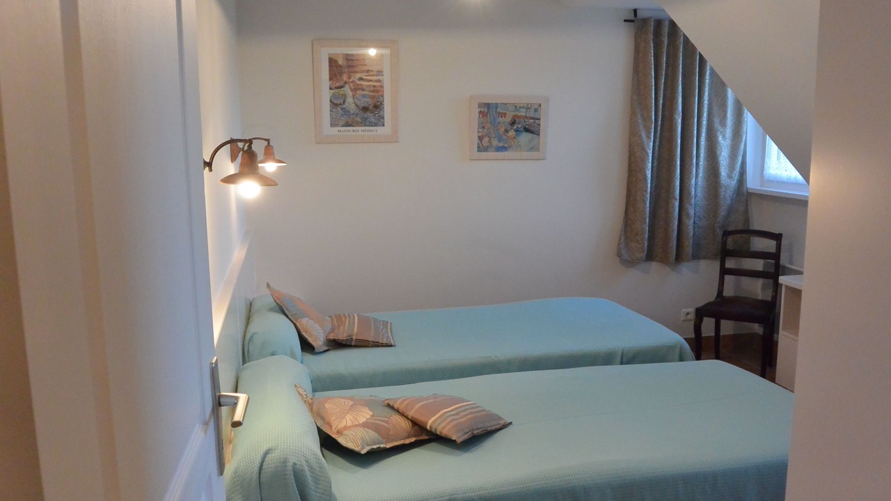 Photo of Bedroom in Brennilis