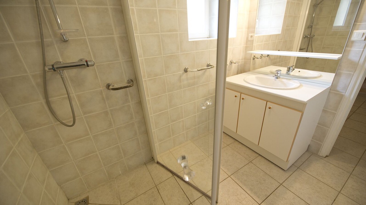 Photo of Bathroom in Brennilis