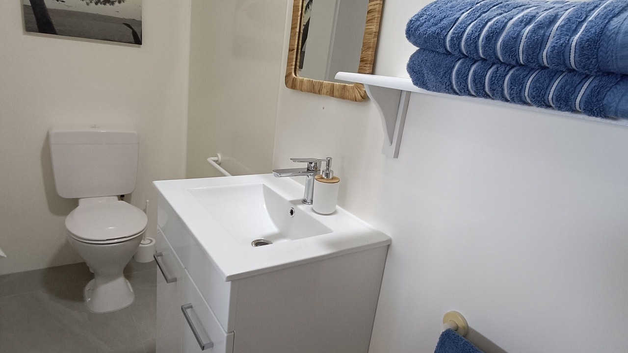 Photo of Bathroom in Muri