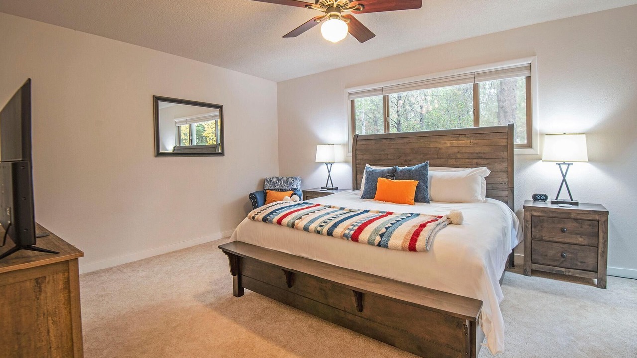 Photo of Bedroom in Sunriver