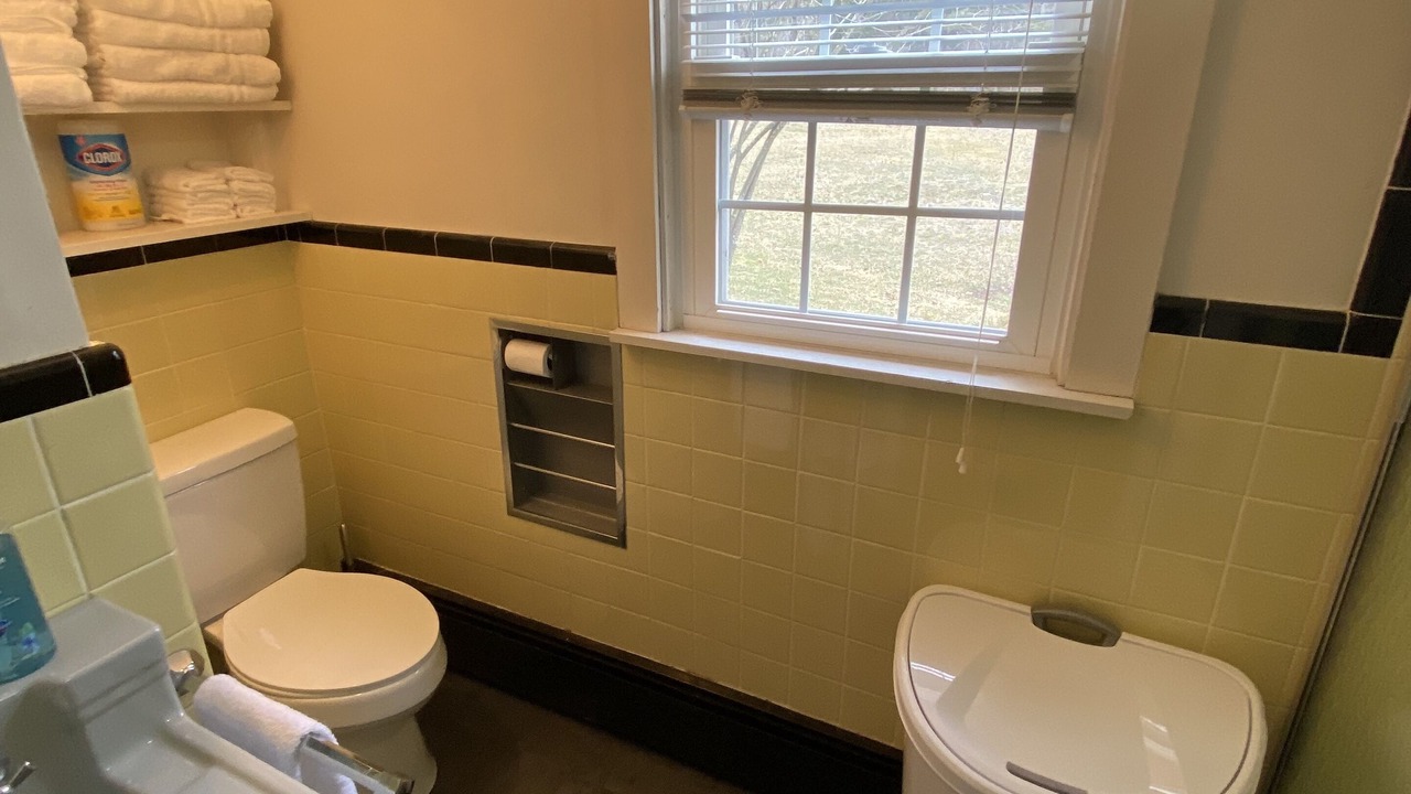 Photo of Bathroom in Hillsgrove