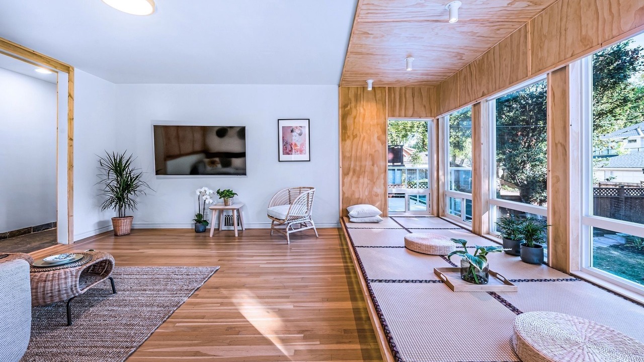 Photo of Livingroom in West Side