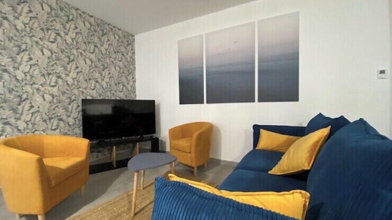 Photo of Livingroom in Prefecture