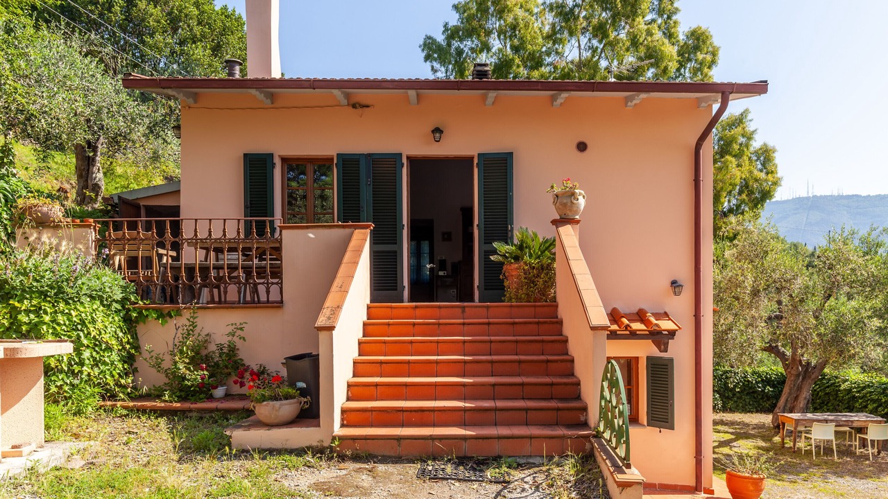 Photo of Outdoor in Calci