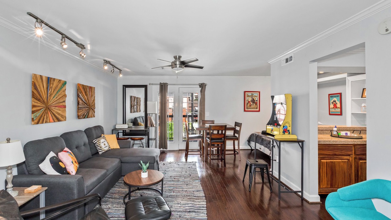 Photo of Livingroom in Rutledge Hill