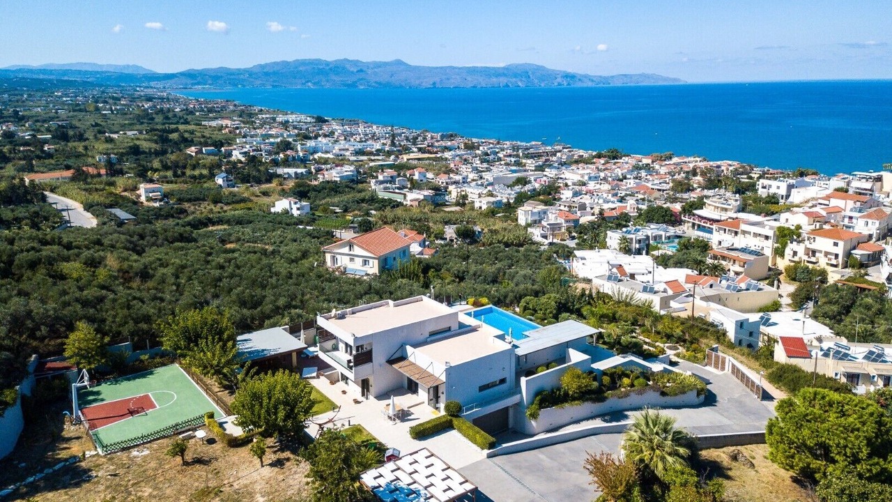 Photo of Outdoor in Platanias Town
