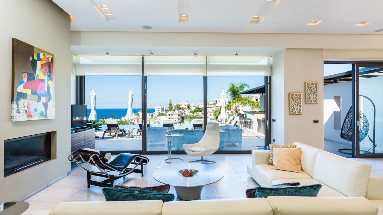 Photo of Livingroom in Platanias Town