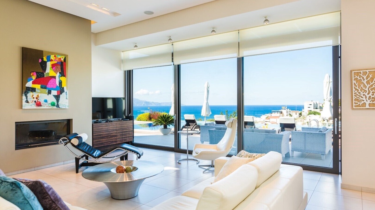 Photo of Livingroom in Platanias Town