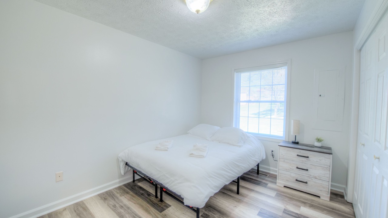 Photo of Bedroom in Blacksburg