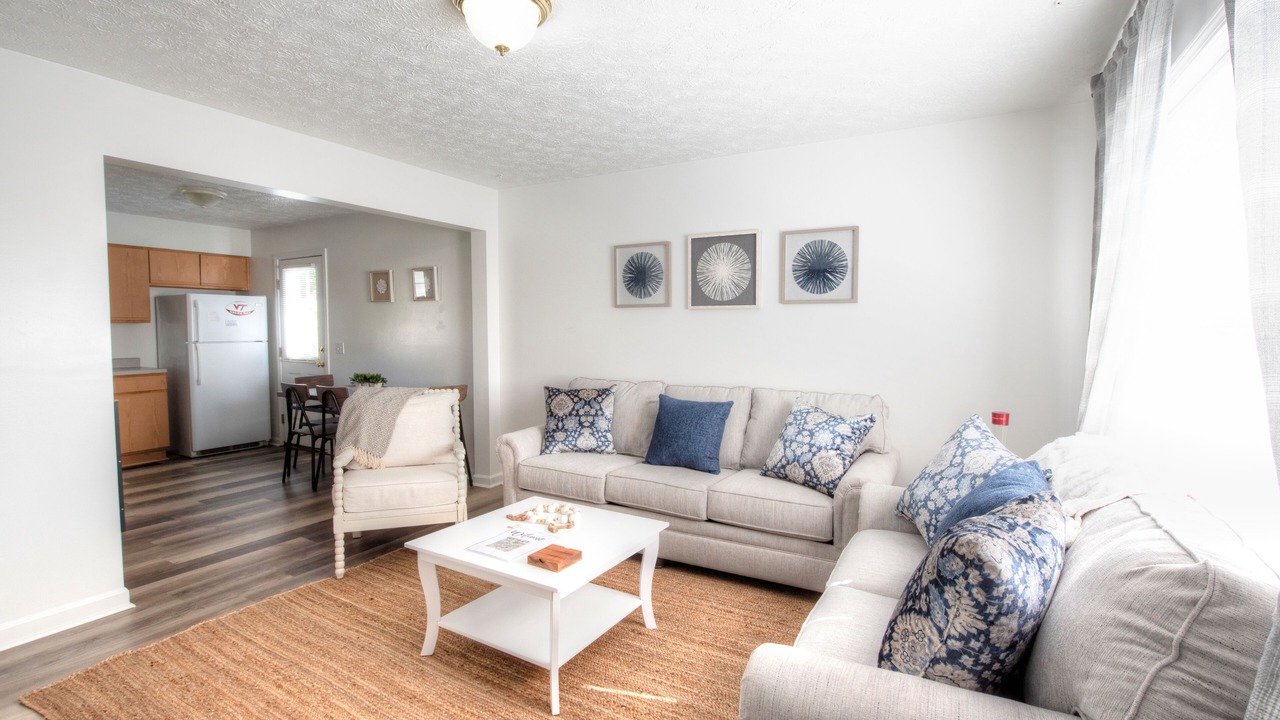 Photo of Livingroom in Blacksburg