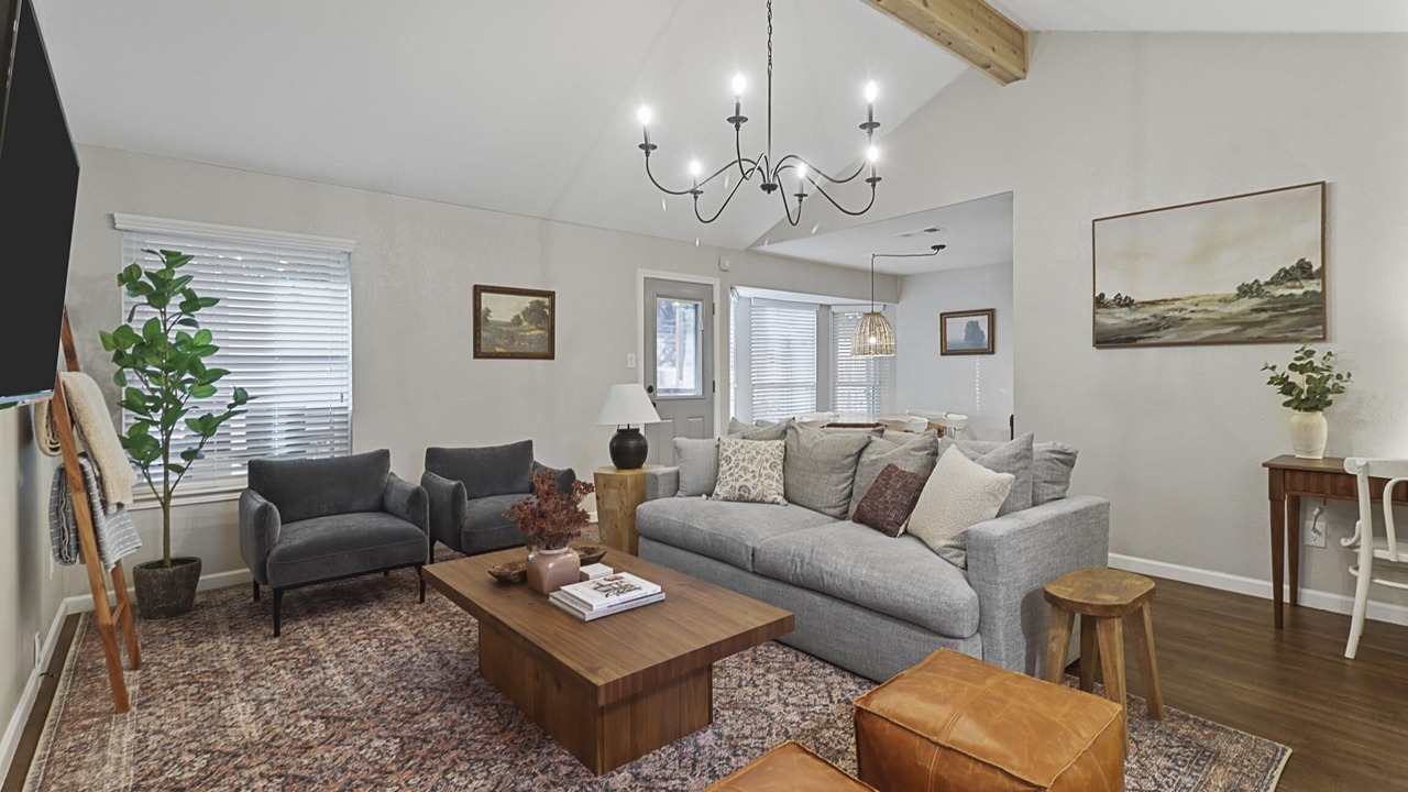 Photo of Bedroom in Euless