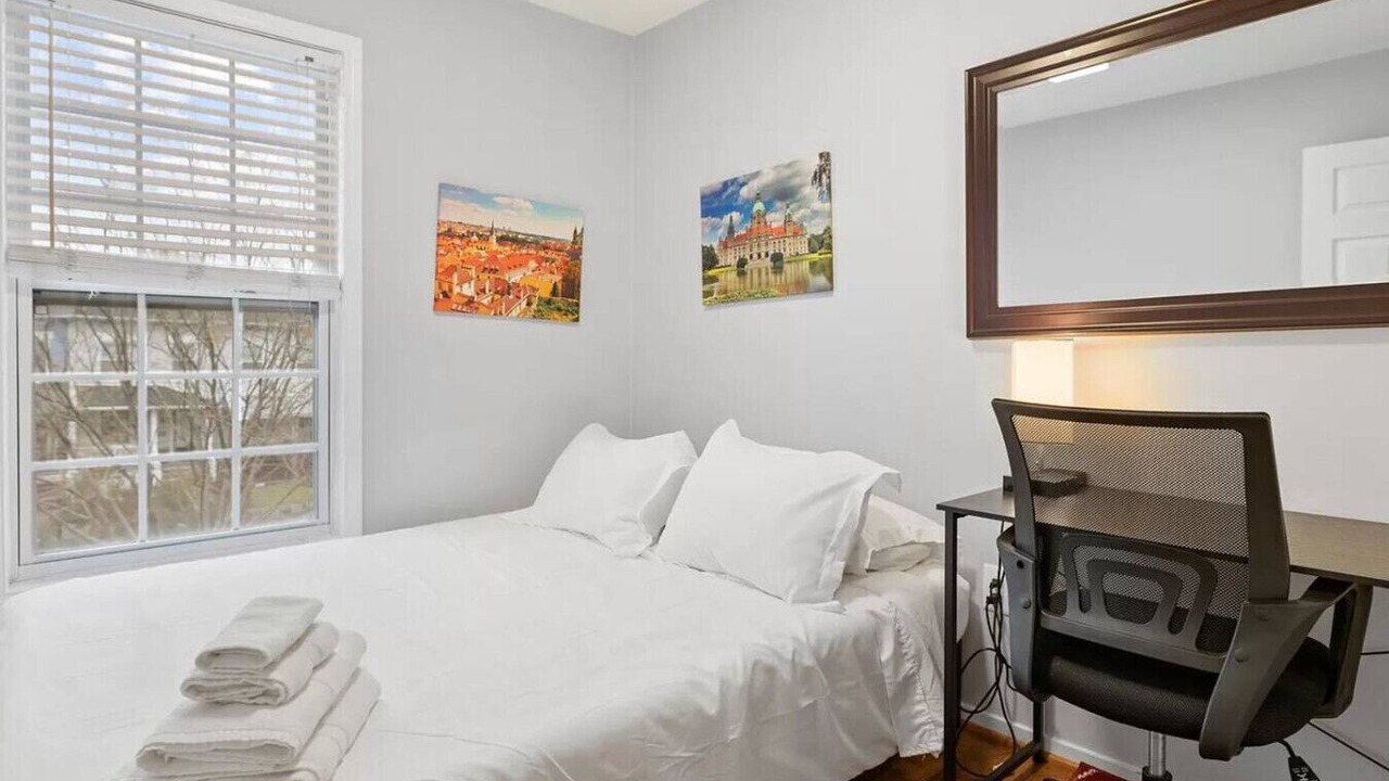 Photo of Bedroom in Pleasant Plains