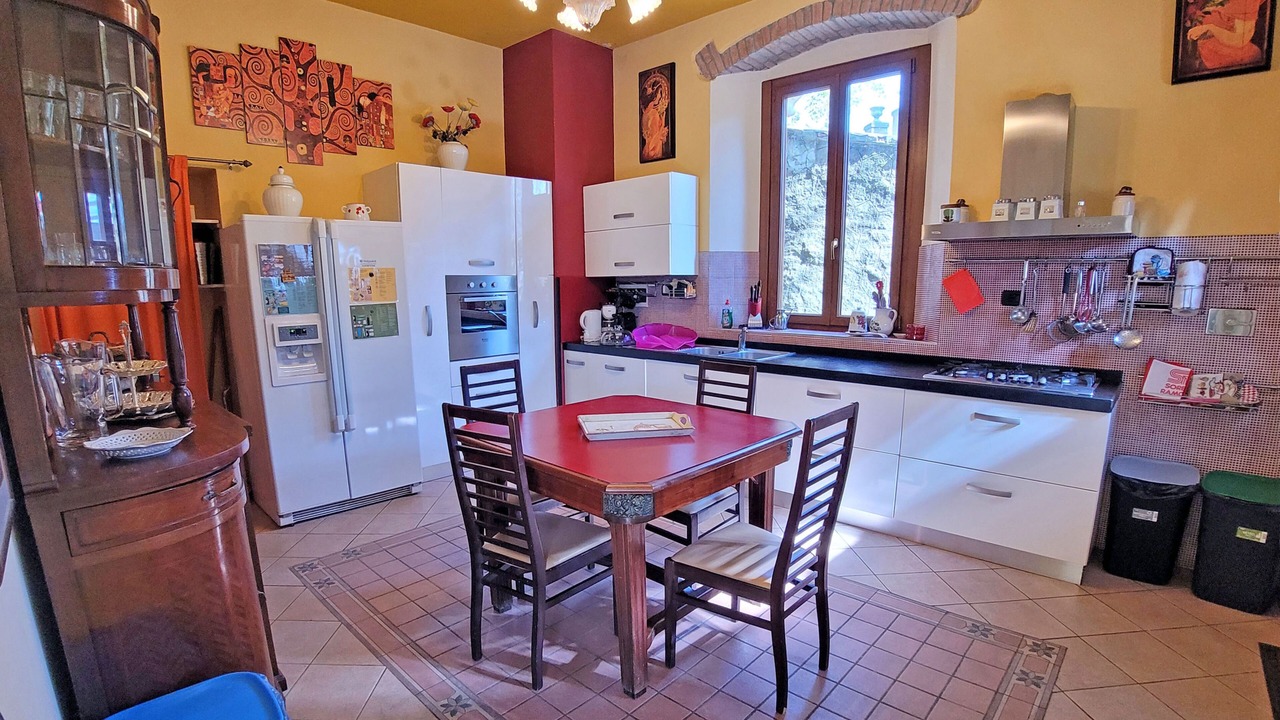 Photo of Kitchen in Saturnana