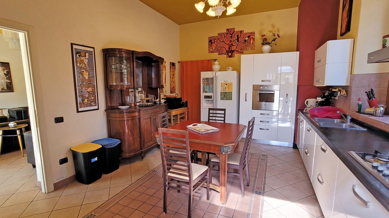 Photo of Kitchen in Saturnana