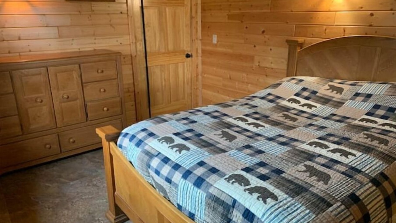 Photo of Bedroom in Goodman